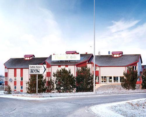 Days Inn & Suites Tallahassee Conference Center I-10 Hotel Exterior photo